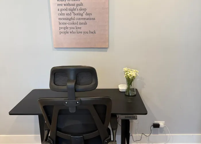 Dreams - Designer Style - - Sleeps 7 * Chicago